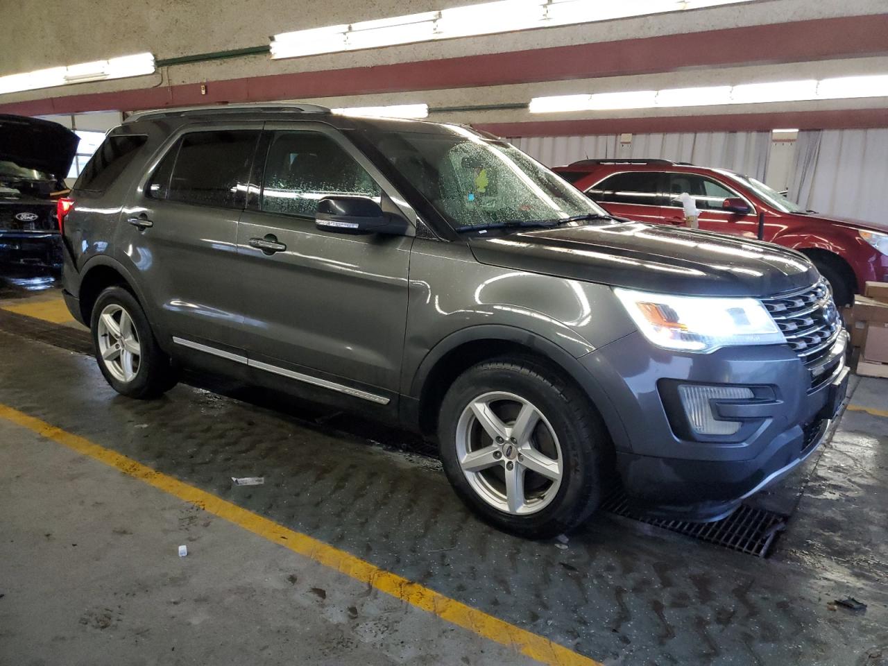 2017 Ford Explorer - Image 4