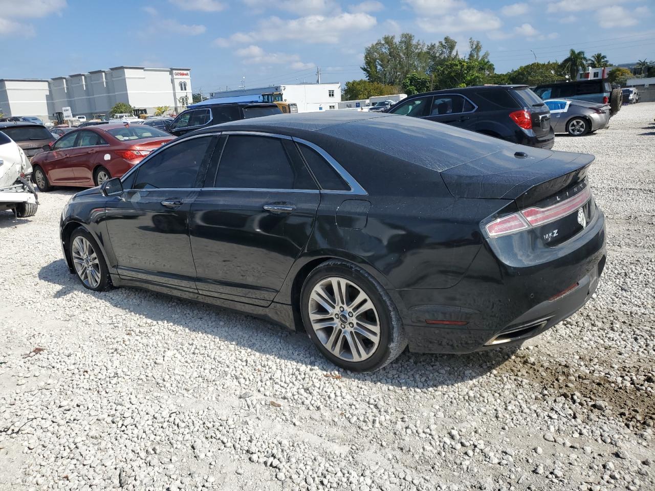 2013 Lincoln MKZ - Image 2