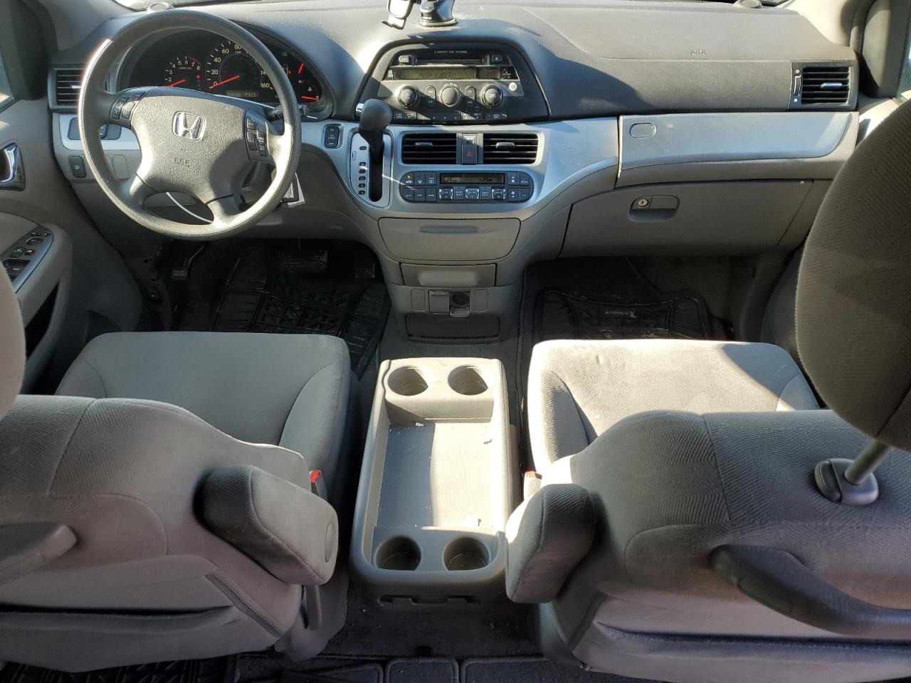2010 Honda Odyssey - Image 8