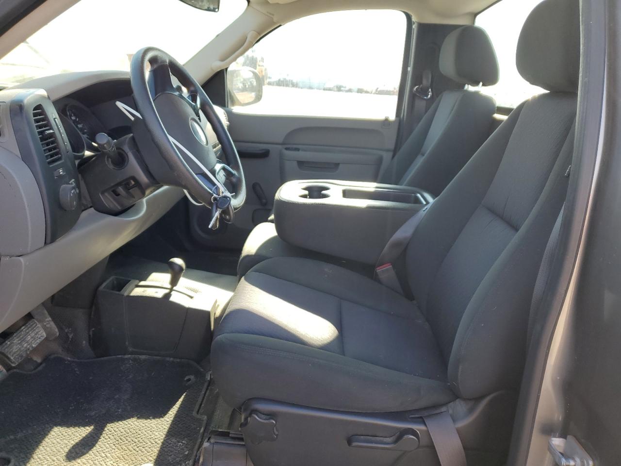 2012 Chevrolet Silverado - Image 7
