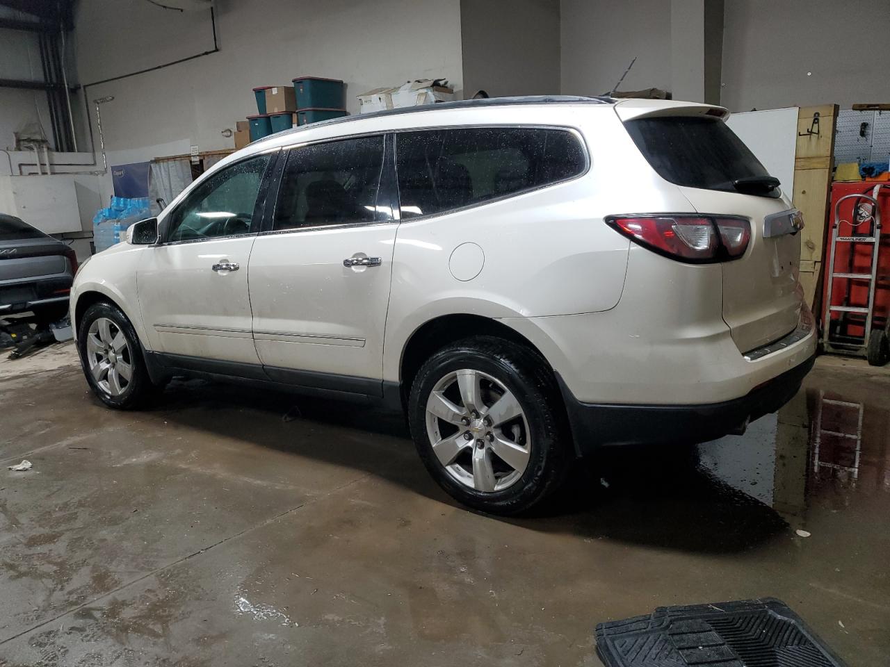 2014 Chevrolet Traverse - Image 2