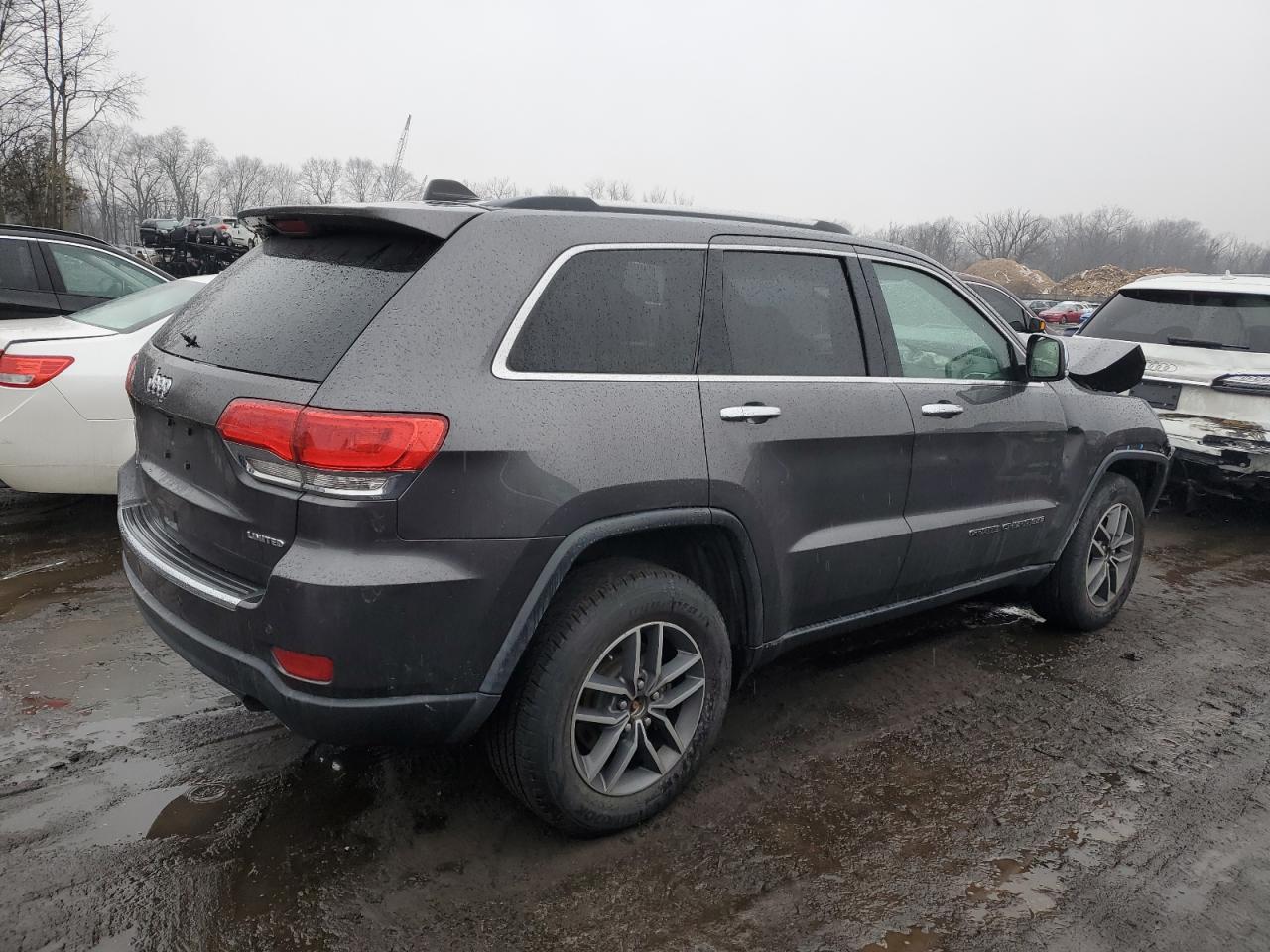 2017 Jeep Grand Cherokee - Image 3