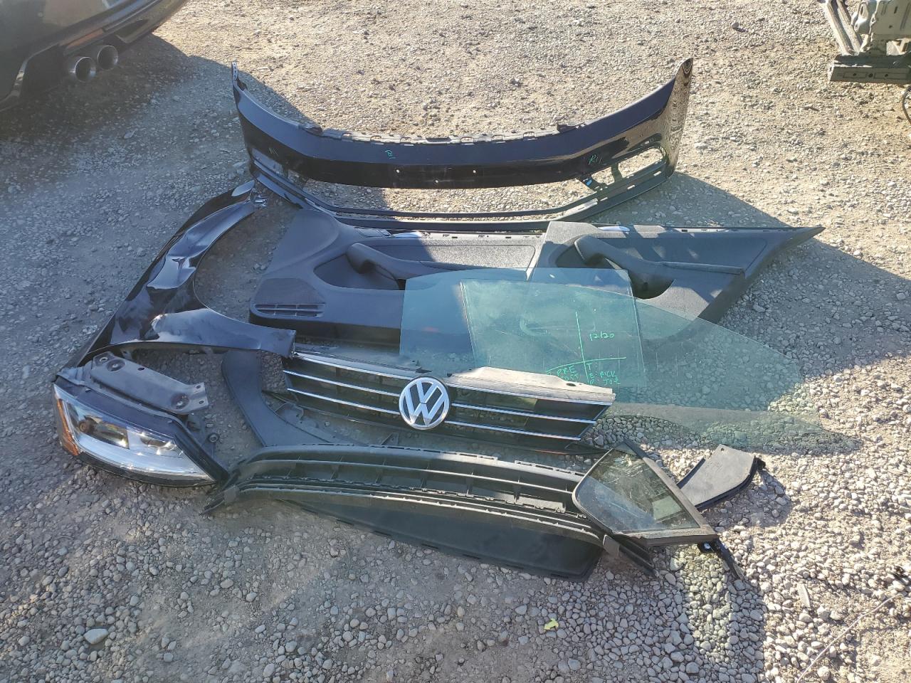 2017 Volkswagen Jetta - Image 12