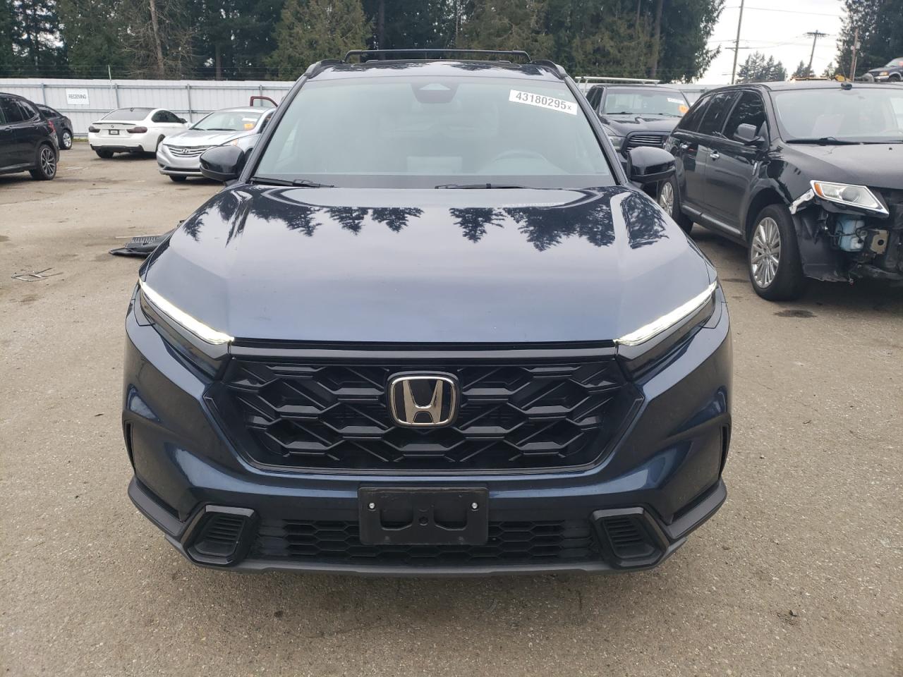 2024 Honda CR-V - Image 5