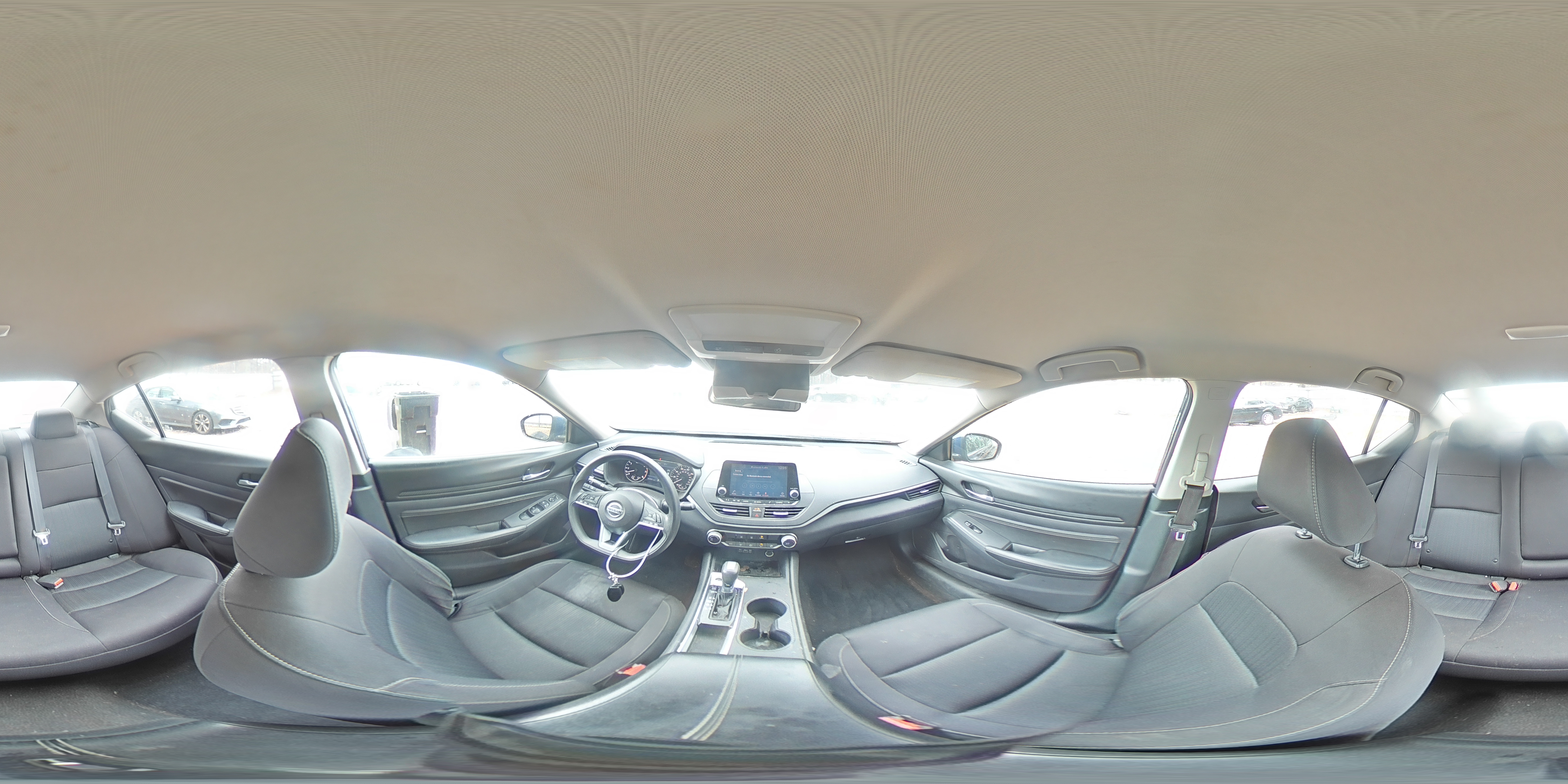 2020 Nissan Altima - Image 13