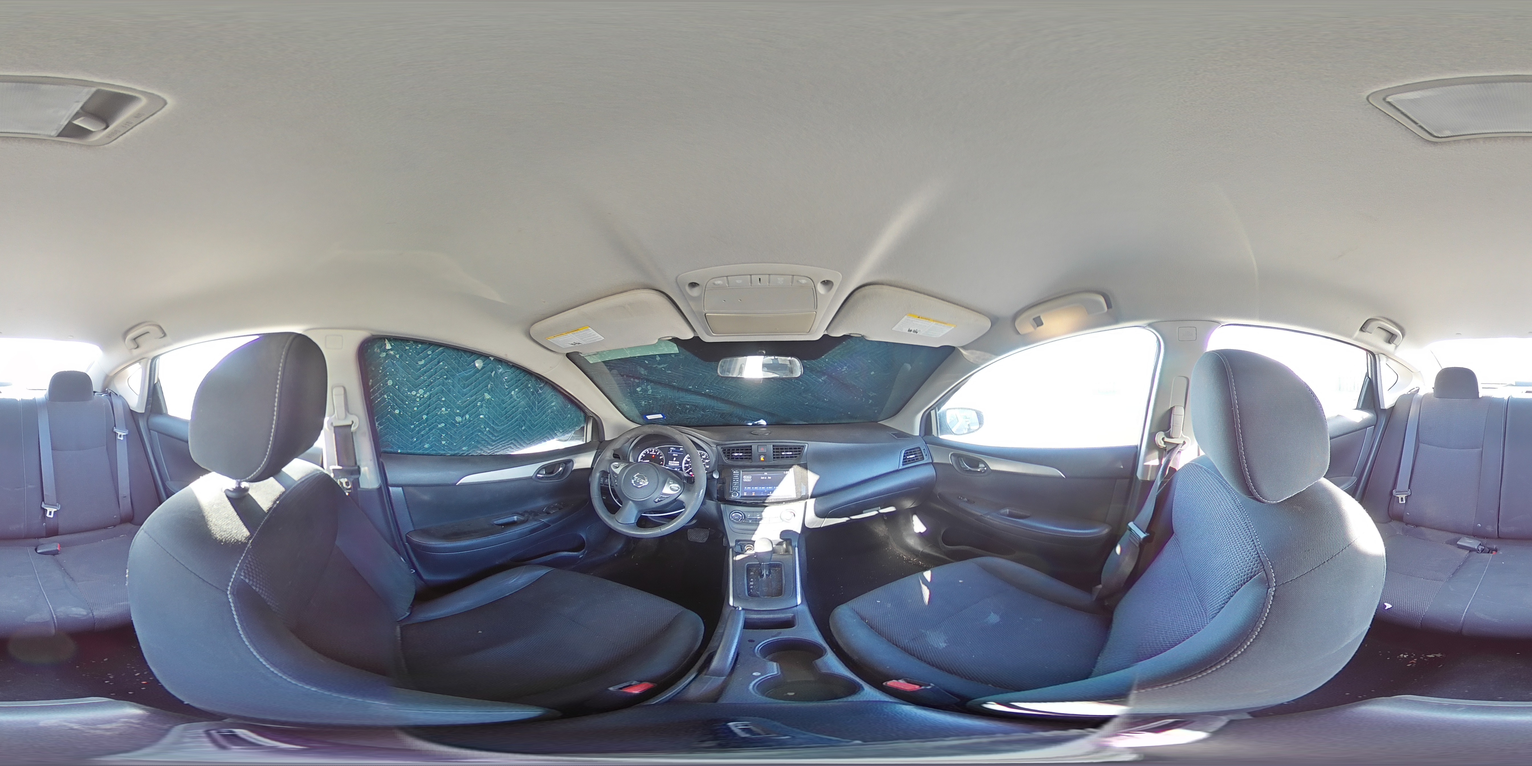 2019 Nissan Sentra - Image 12