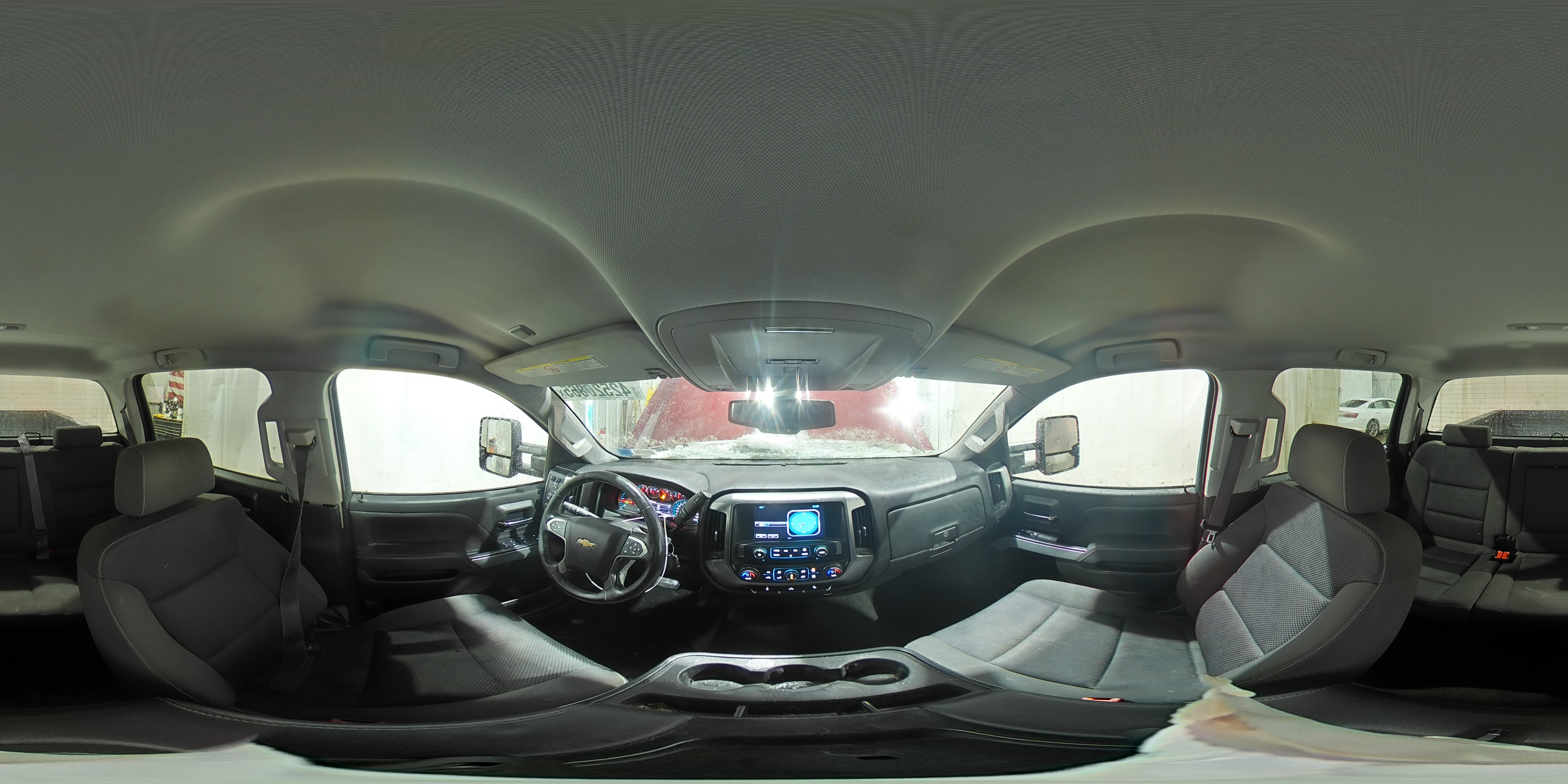 2016 Chevrolet Silverado - Image 13