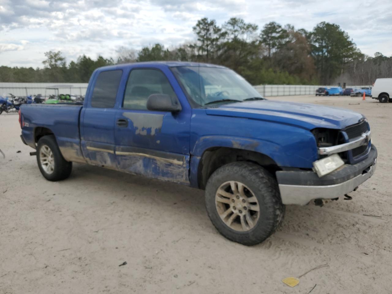 2003 Chevrolet Silverado - Image 4