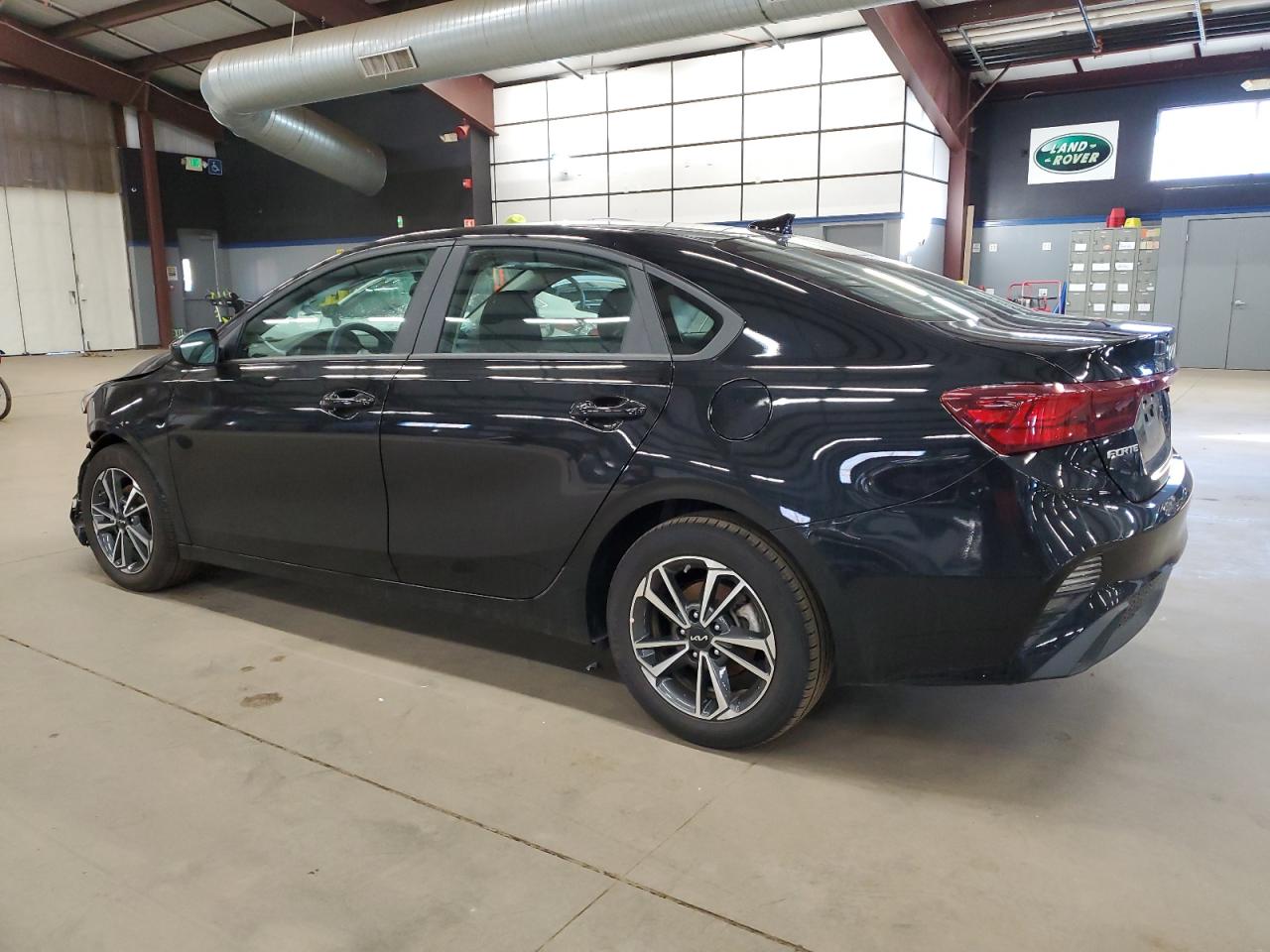 2024 Kia Forte - Image 2