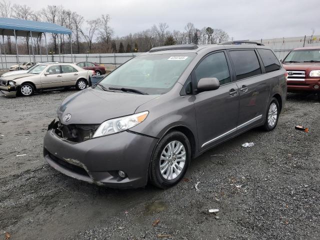 2013 Toyota Sienna Xle للبيع في Spartanburg، SC - Front End