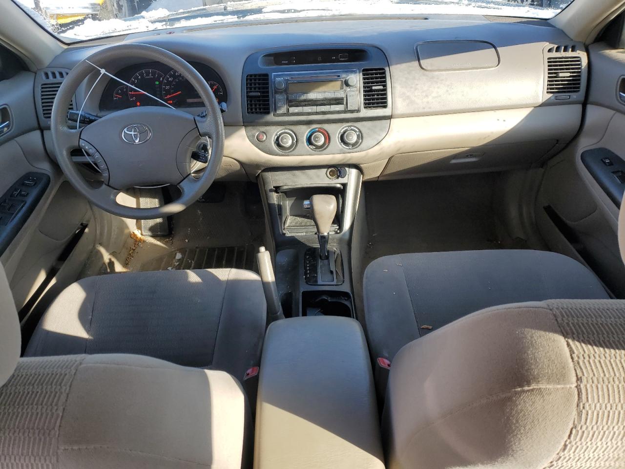 2005 Toyota Camry - Image 8