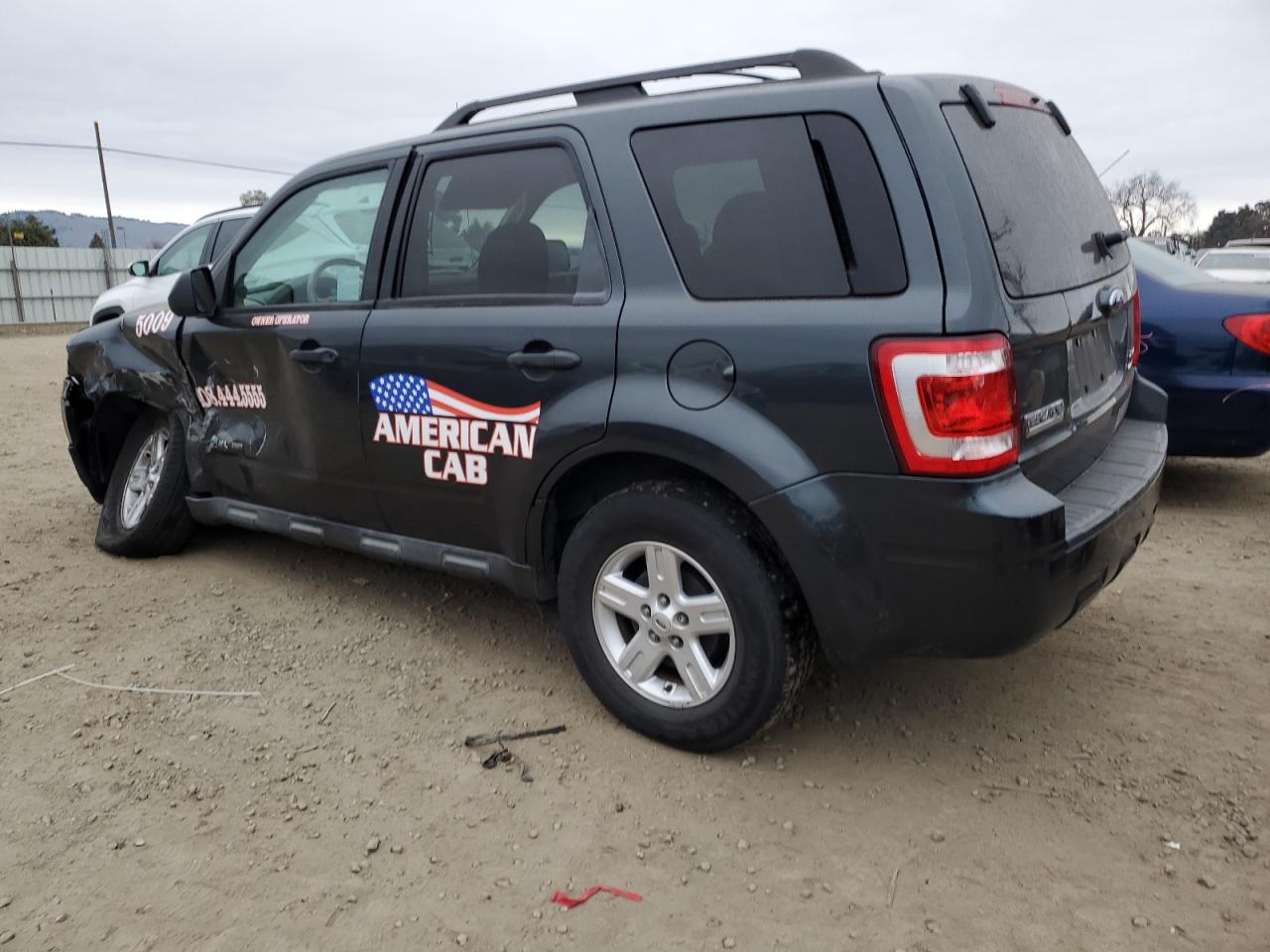 2009 Ford Escape - Image 2