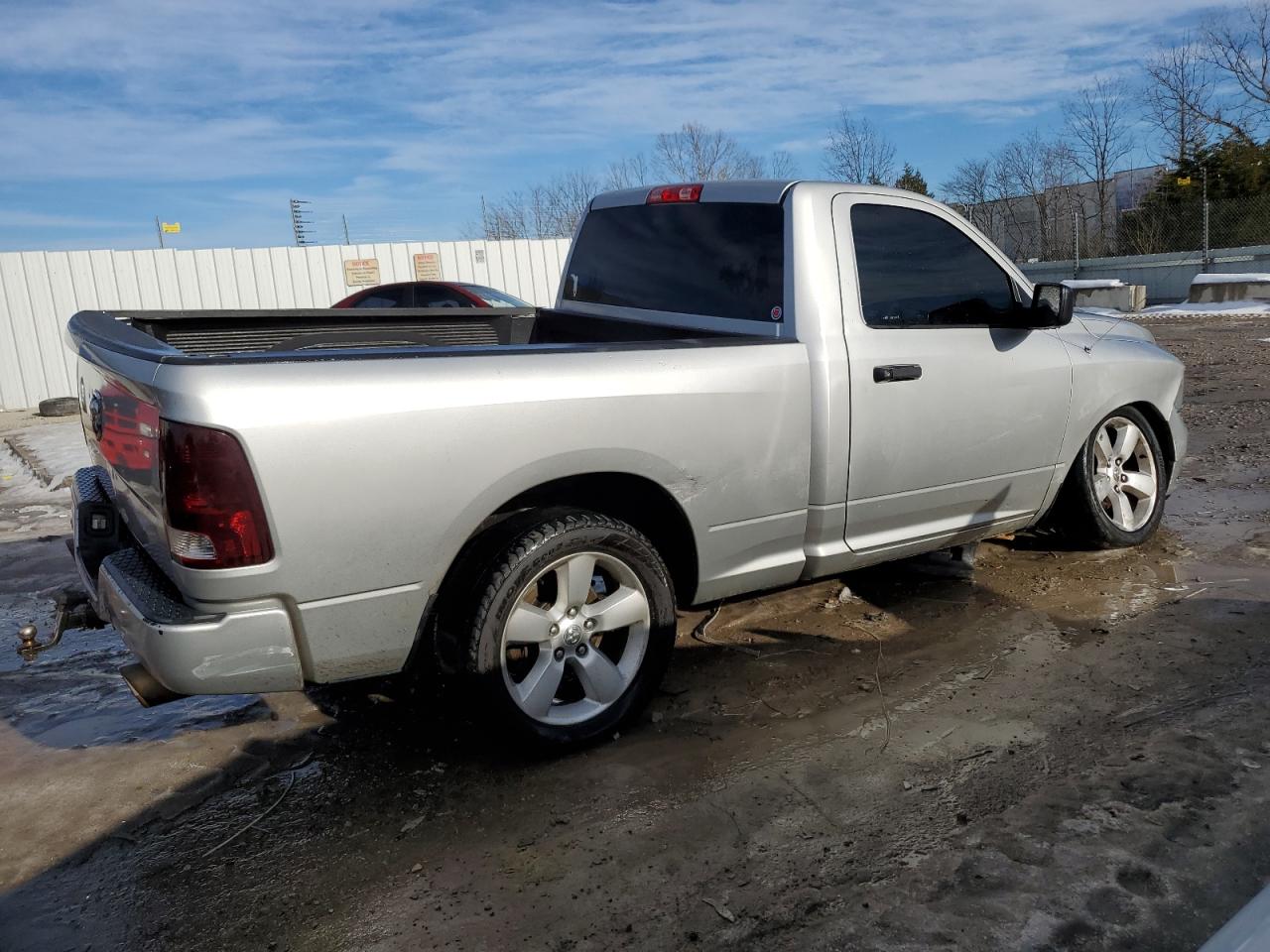 2014 RAM 1500 - Image 3
