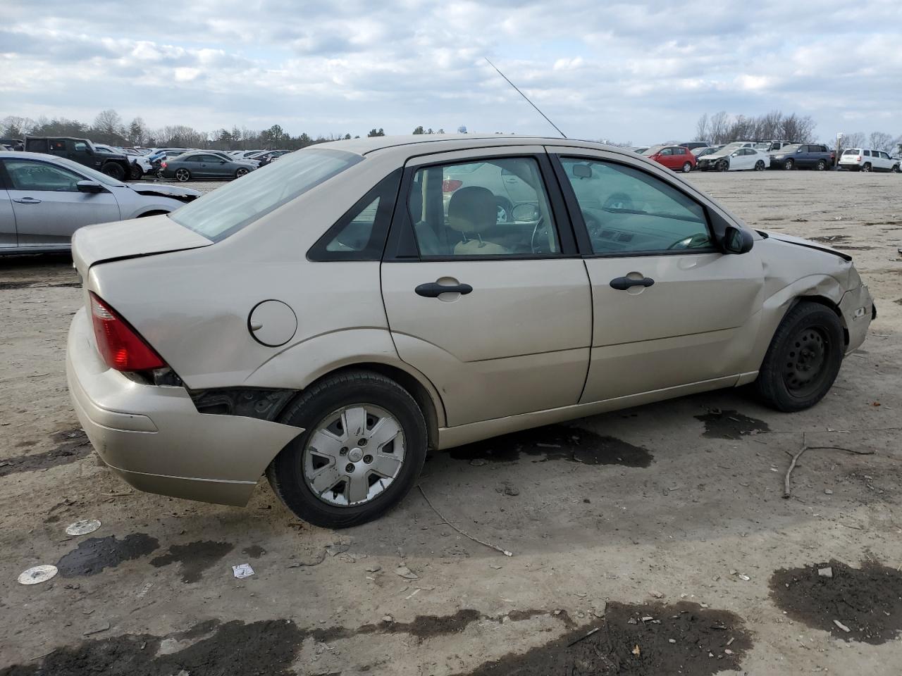 2007 Ford Focus - Image 3