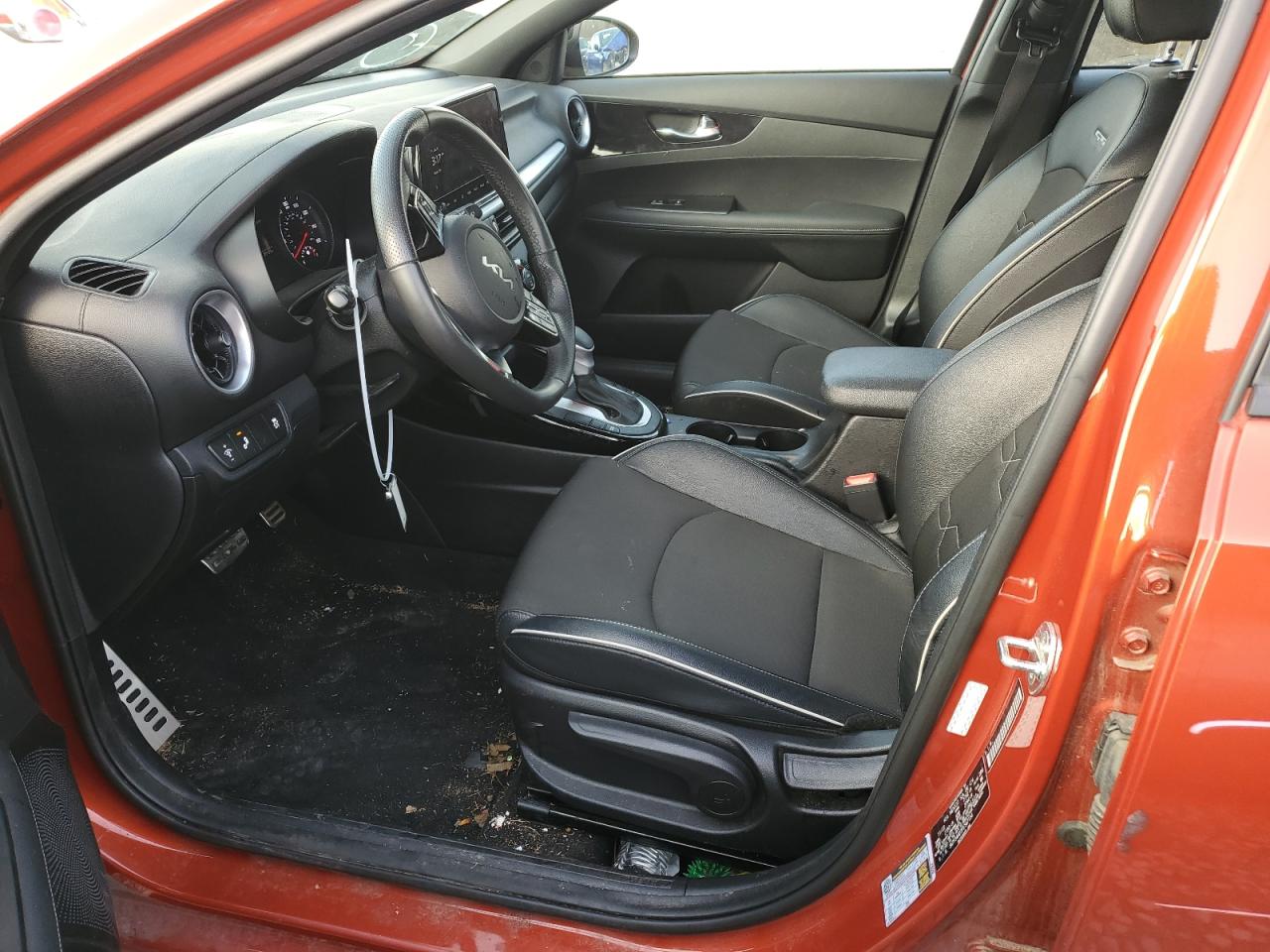 2023 Kia Forte - Image 7