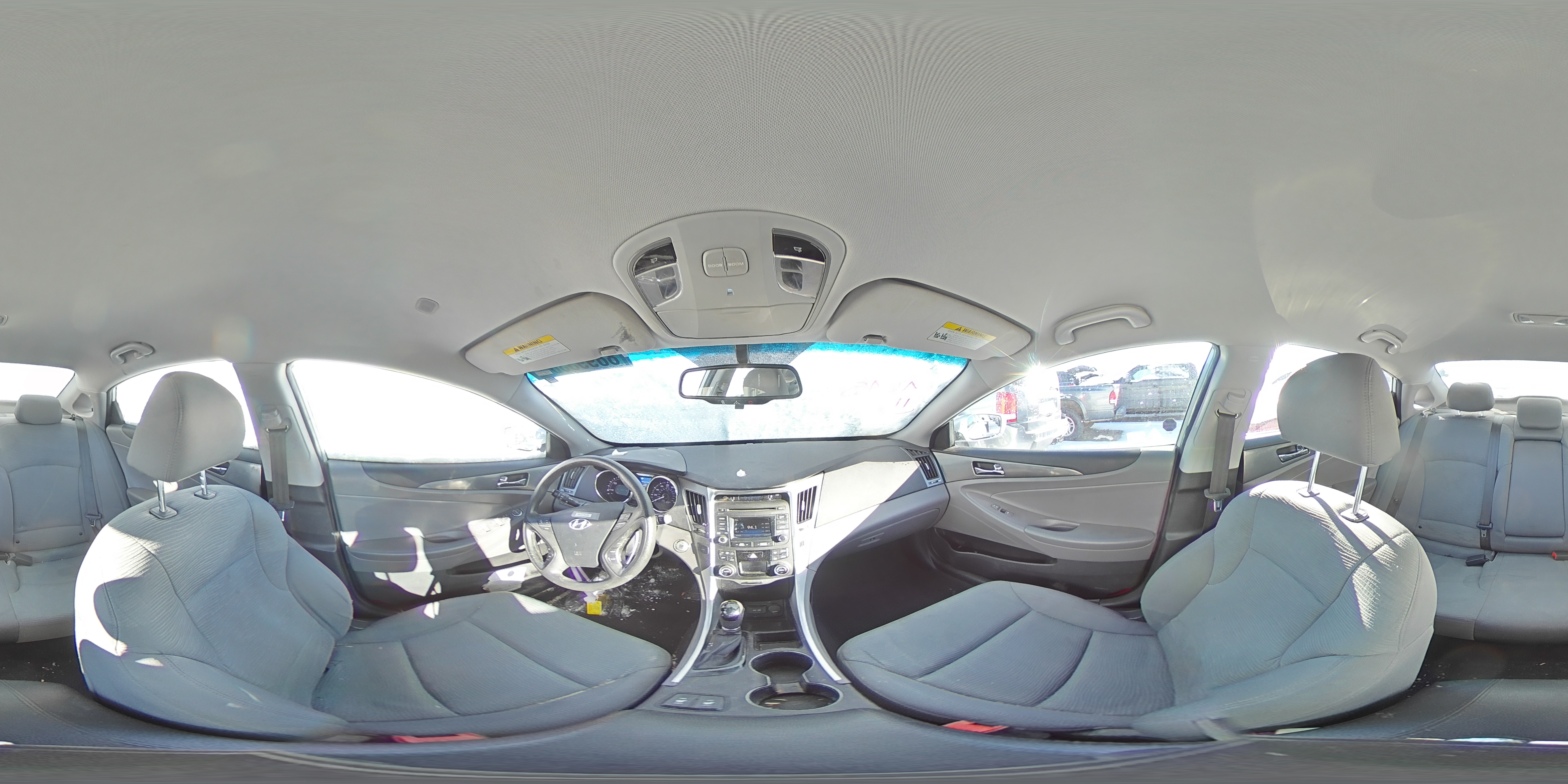 2015 Hyundai Sonata - Image 12