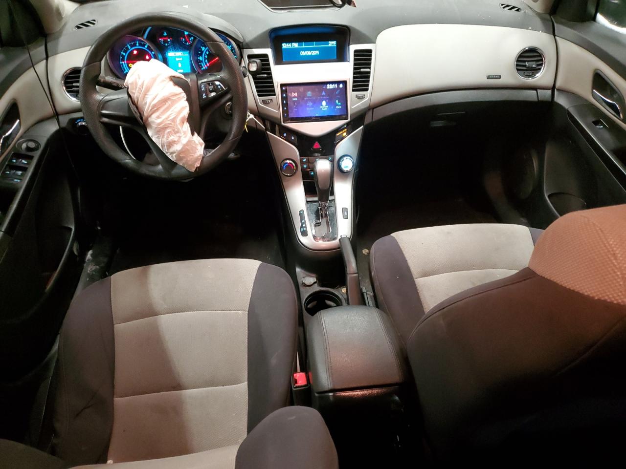 2013 Chevrolet Cruze - Image 8