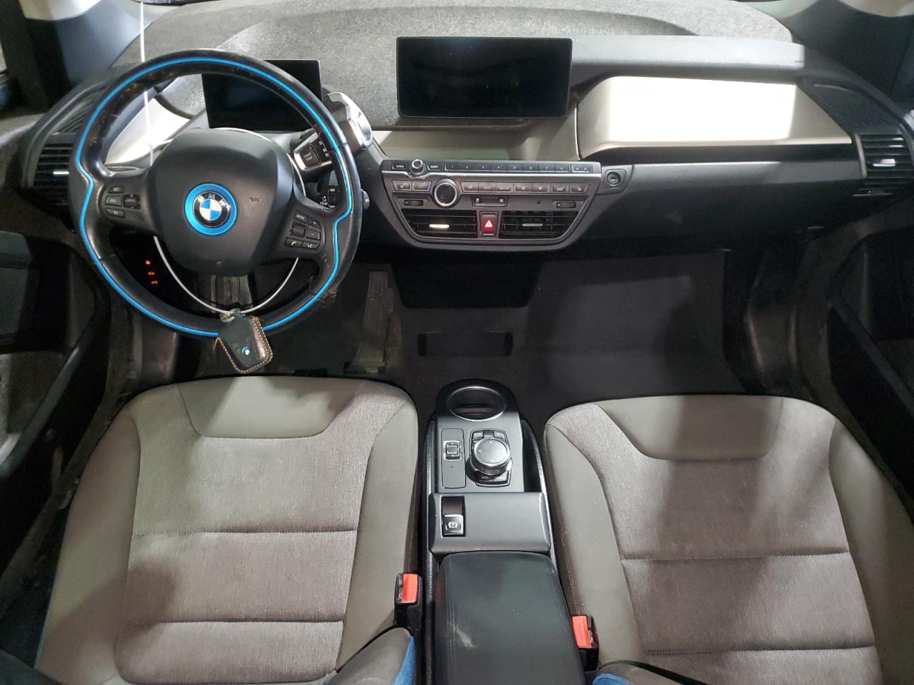 2016 BMW i3 - Image 8