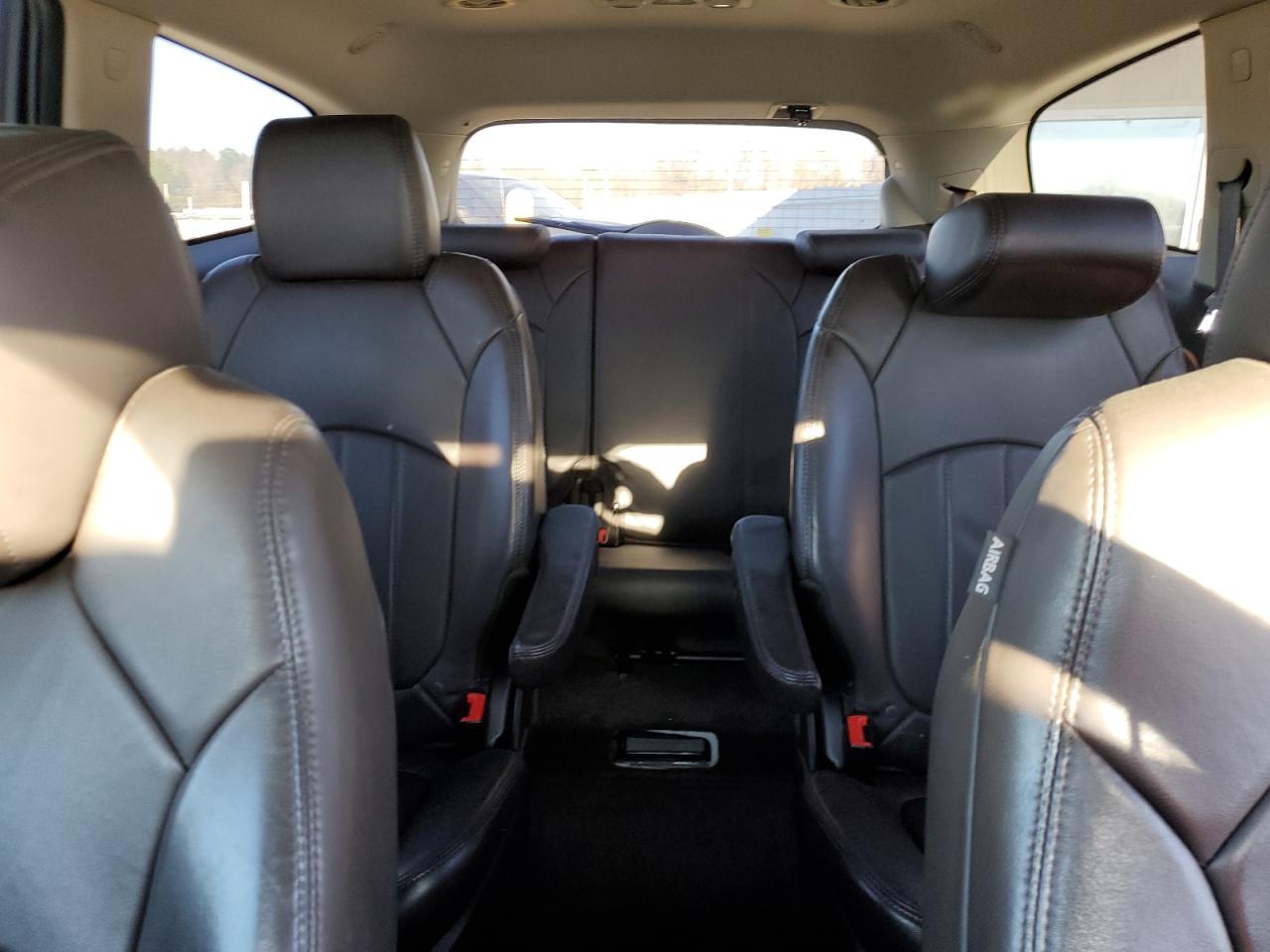 2014 Buick Enclave - Image 10