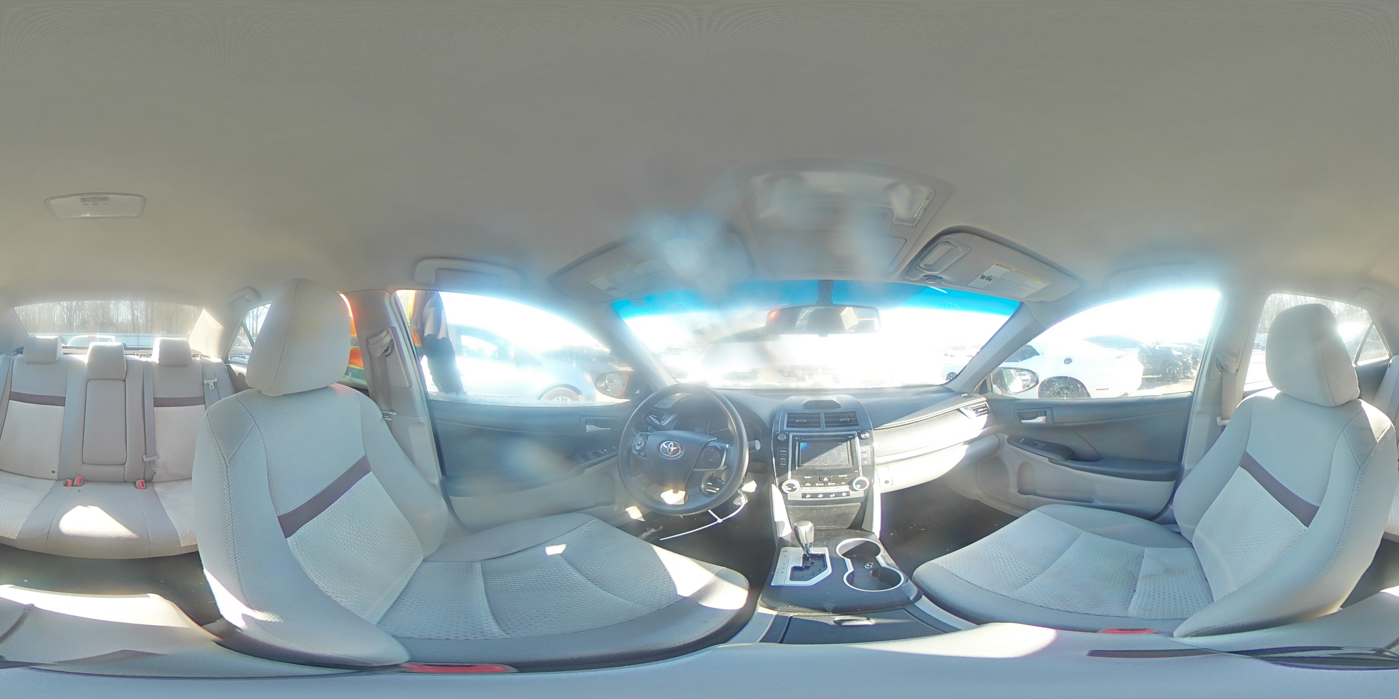 2012 Toyota Camry - Image 13