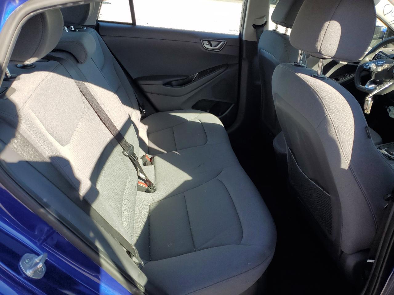 2022 Hyundai IONIQ - Image 10