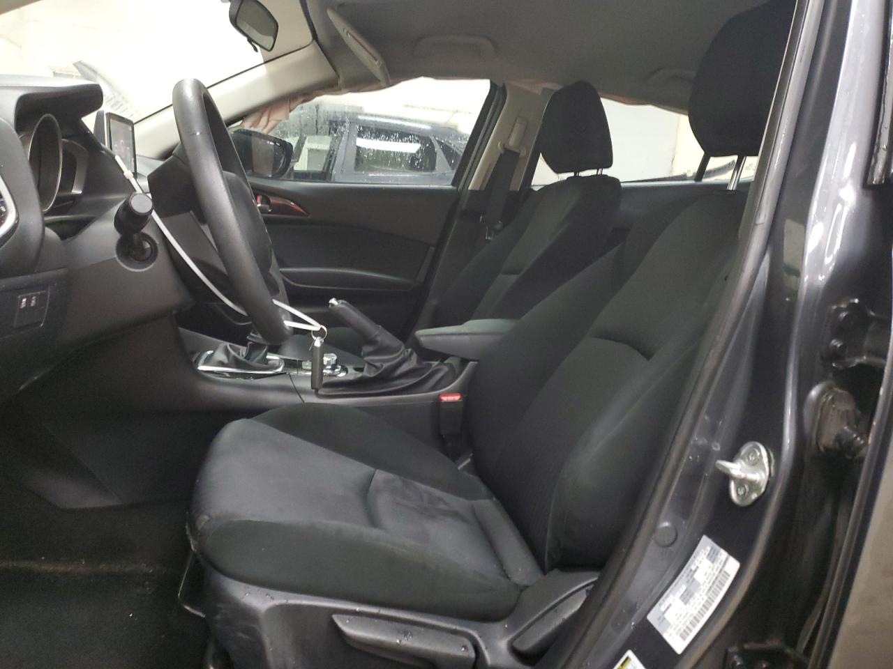 2015 Mazda 3 - Image 7