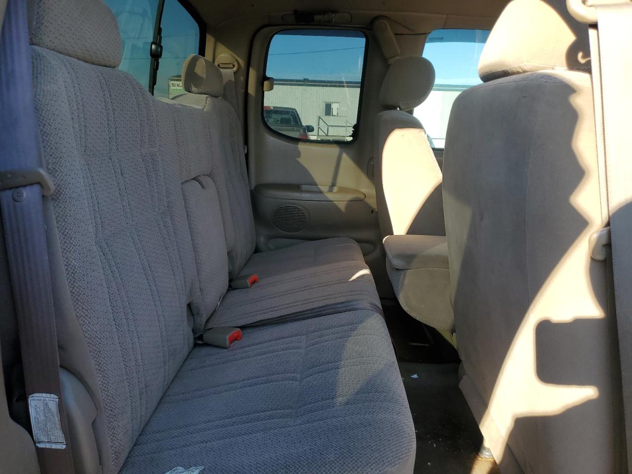 2002 Toyota Tundra - Image 10