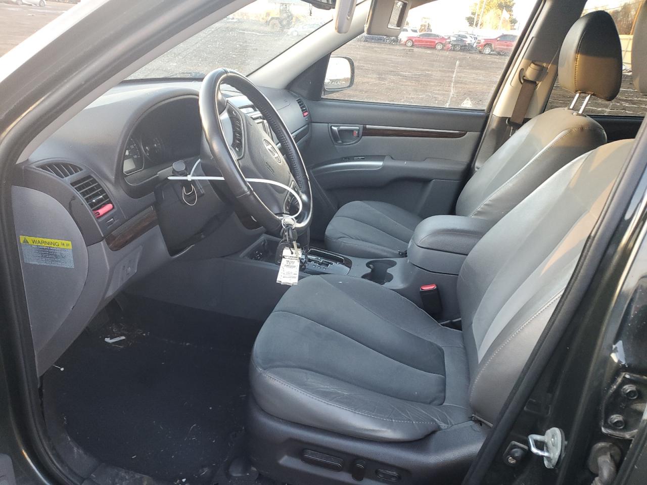 2010 Hyundai Santa Fe - Image 7