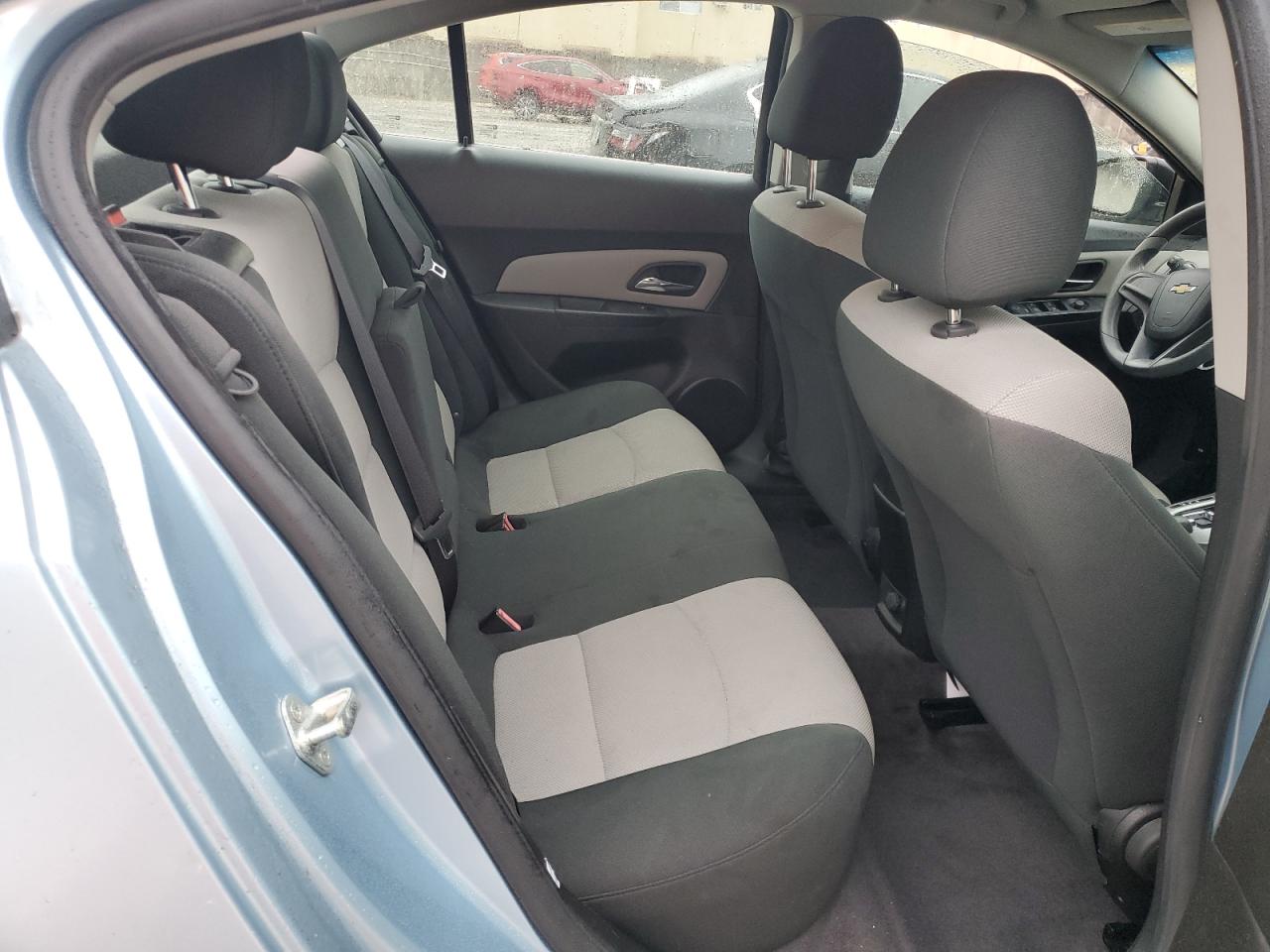 2012 Chevrolet Cruze - Image 10