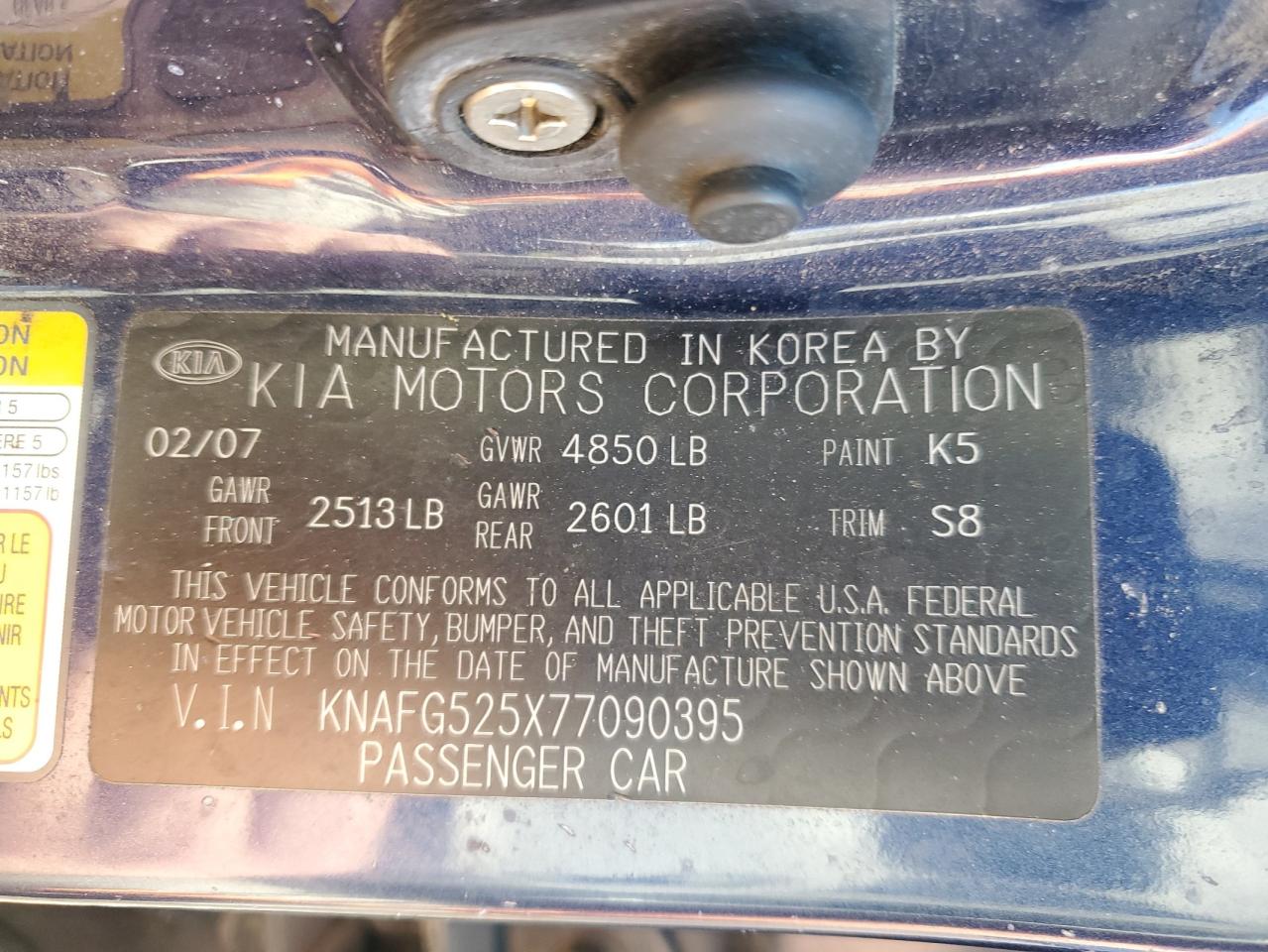 2007 Kia Rondo - Image 13