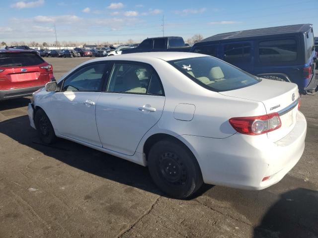 Sedans TOYOTA COROLLA 2012 White