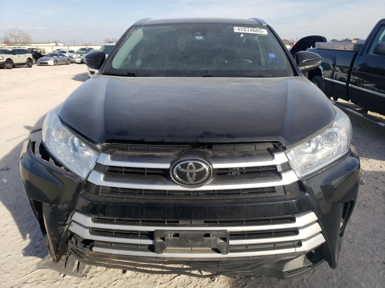 2019 Toyota Highlander - Image 5
