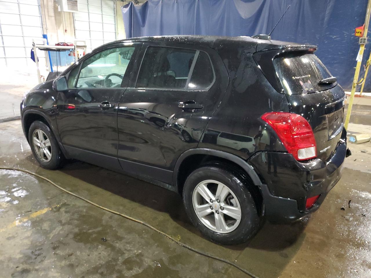 2020 Chevrolet Trax - Image 2