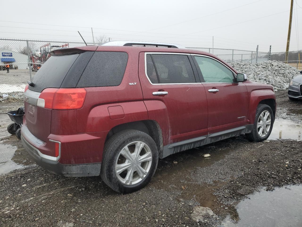2017 GMC Terrain - Image 3