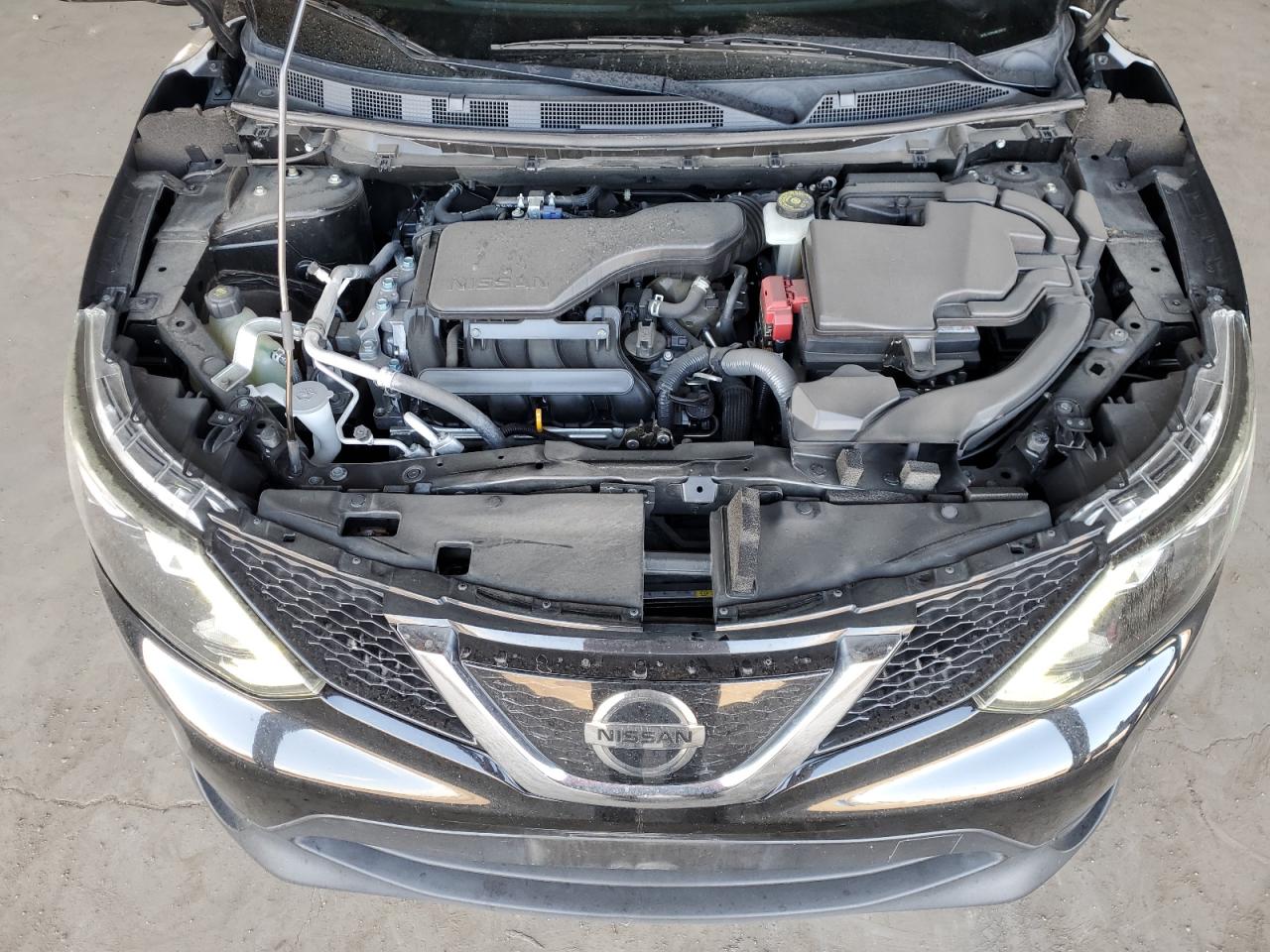 2019 Nissan Rogue - Image 11