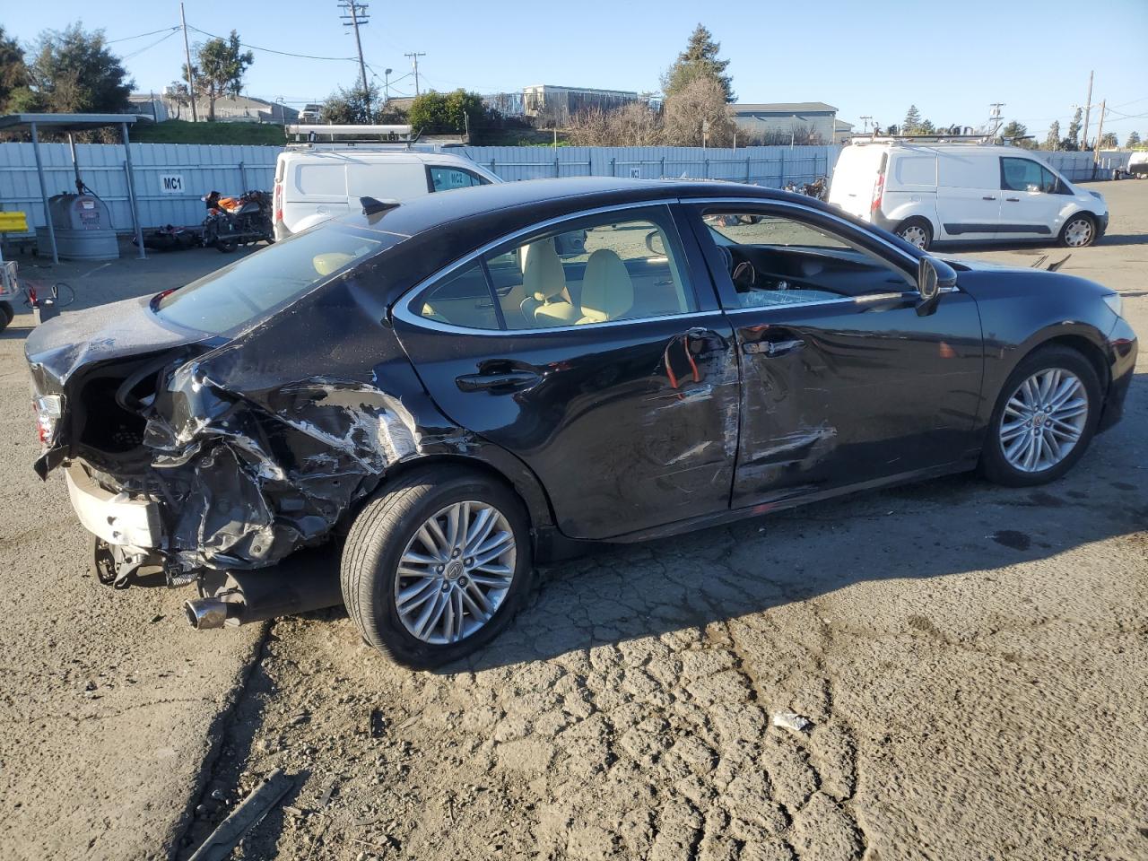 2013 Lexus ES - Image 3