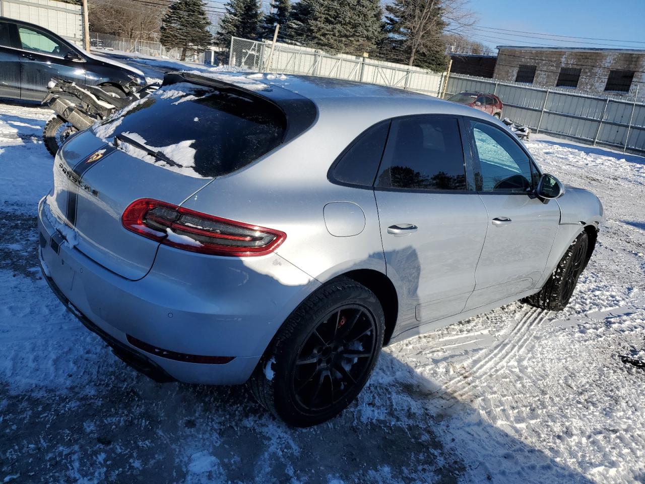 2015 Porsche Macan - Image 3