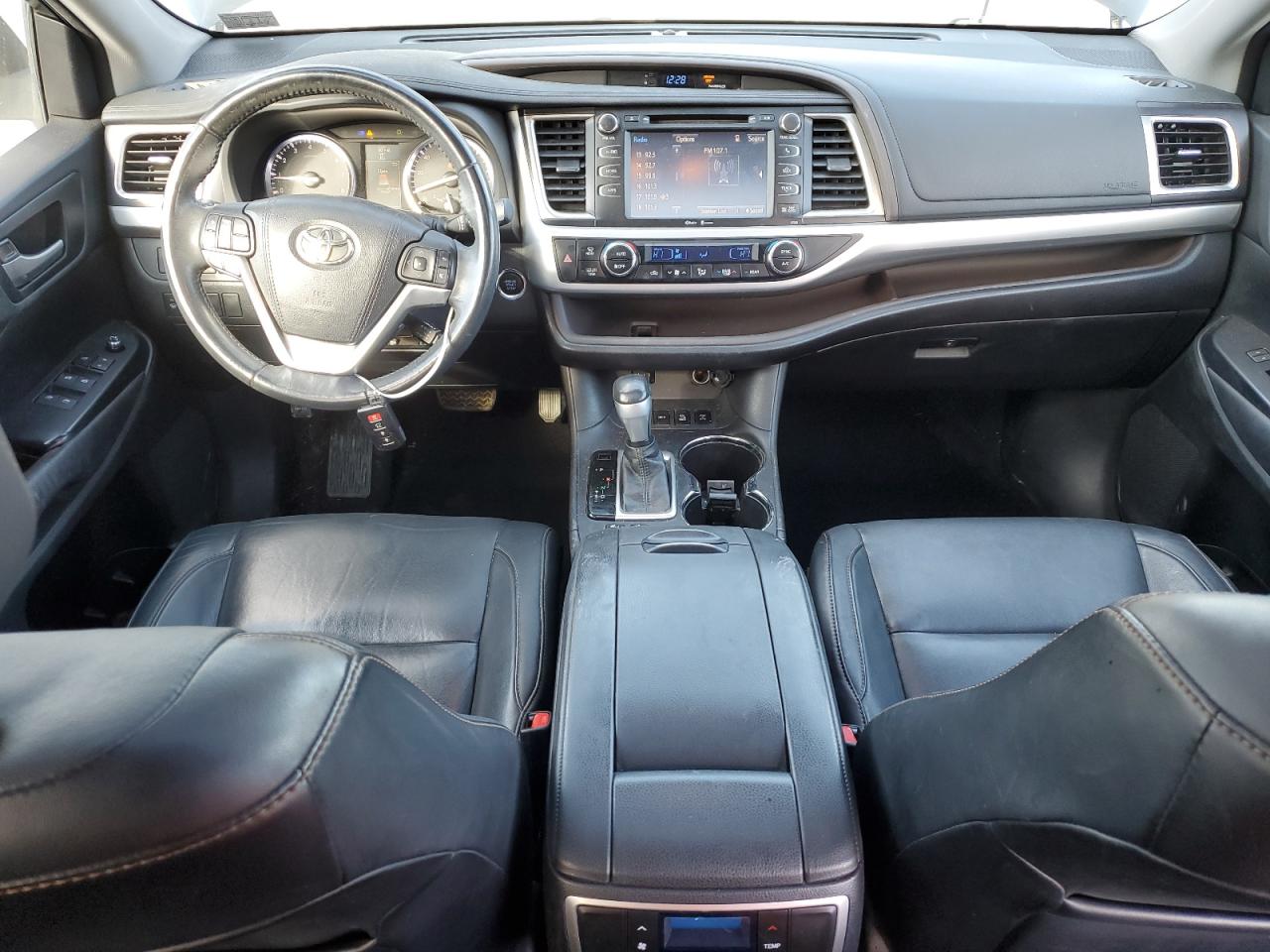 2015 Toyota Highlander - Image 8
