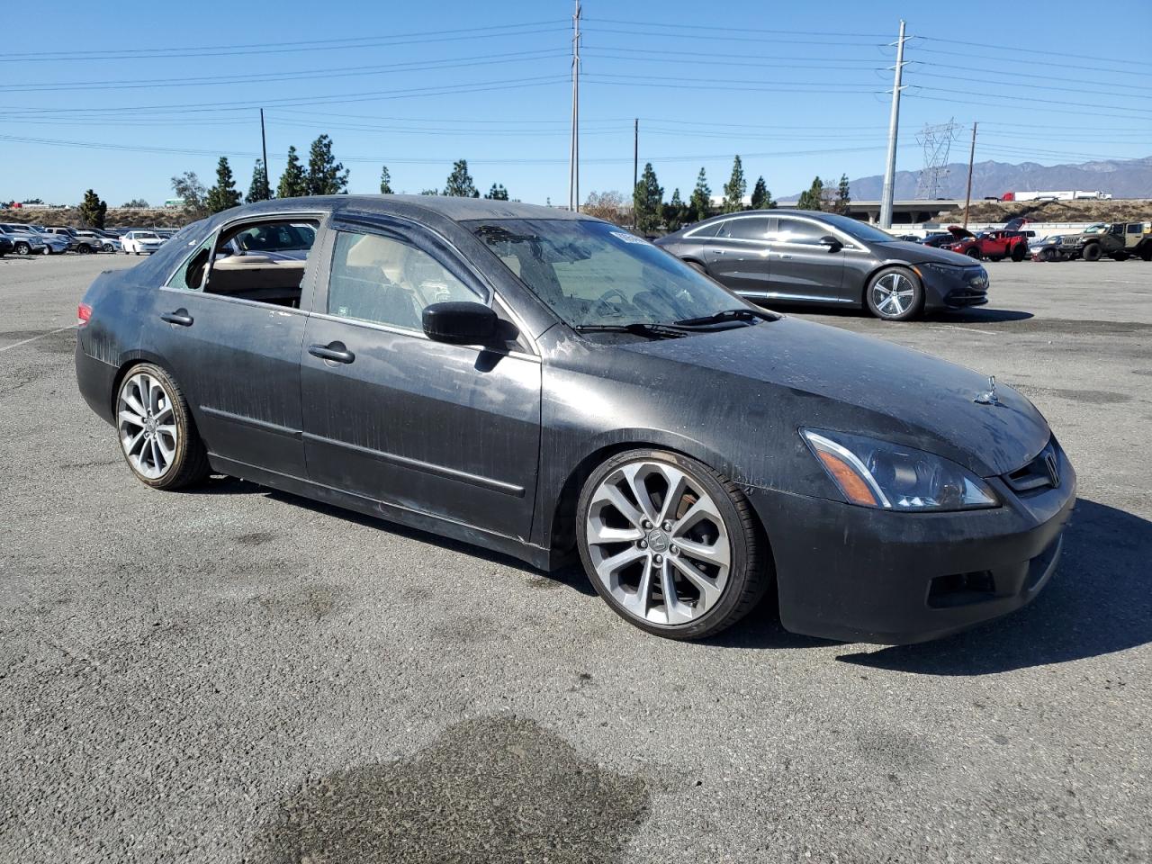 2003 Honda Accord - Image 4
