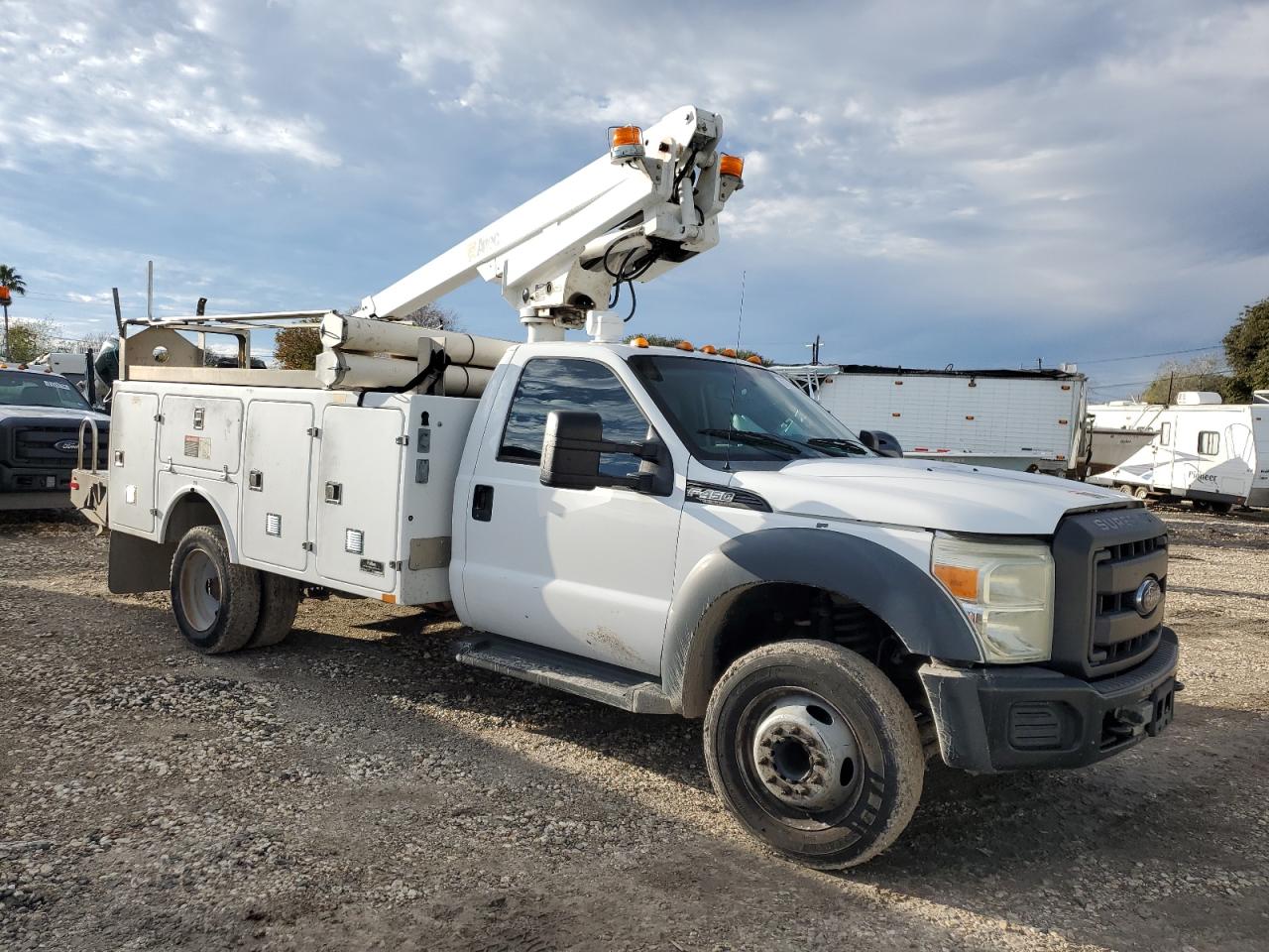2012 Ford F450 - Image 4