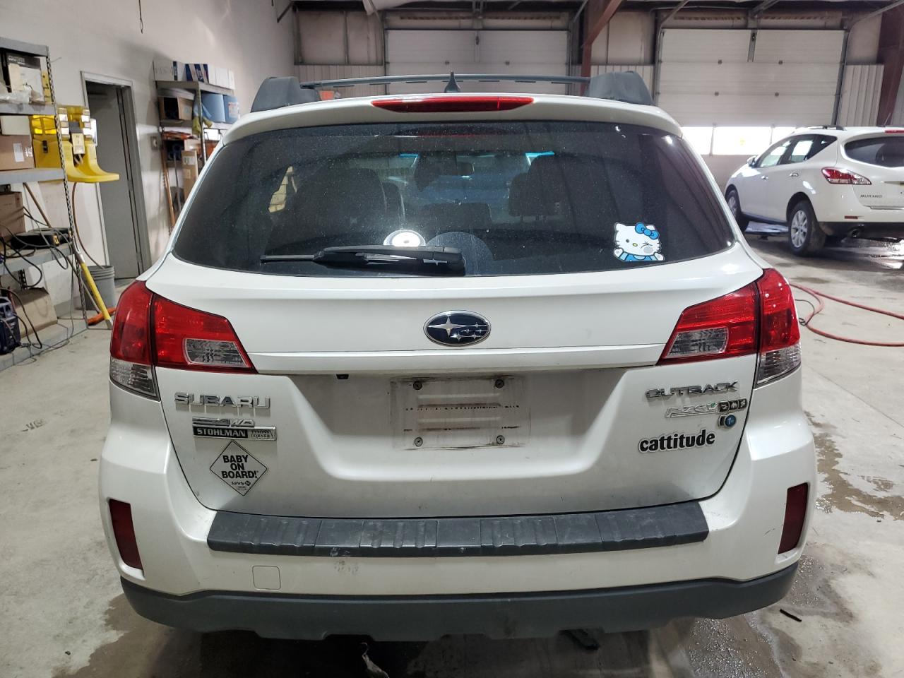2011 Subaru Outback - Image 6