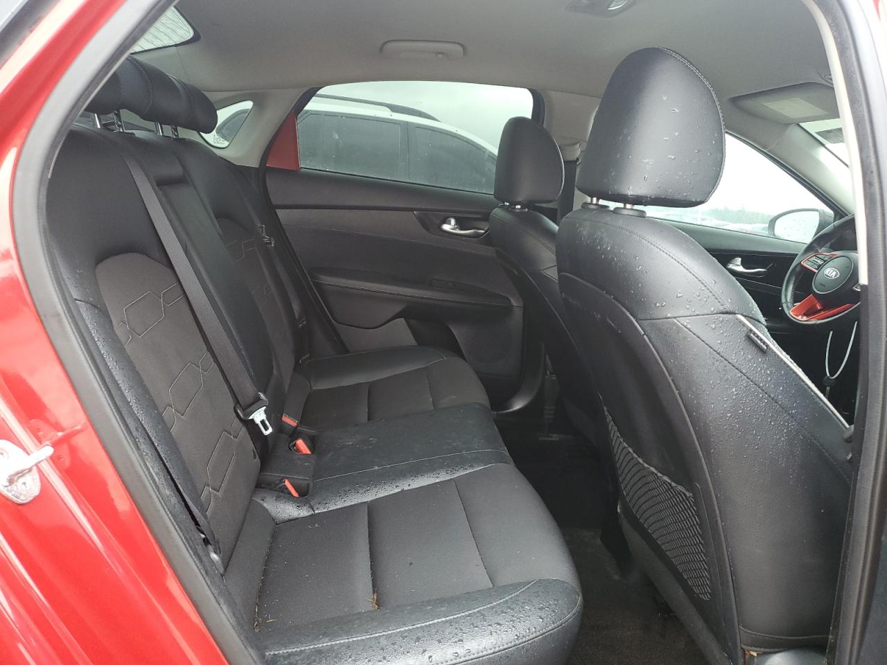 2019 Kia Forte - Image 10