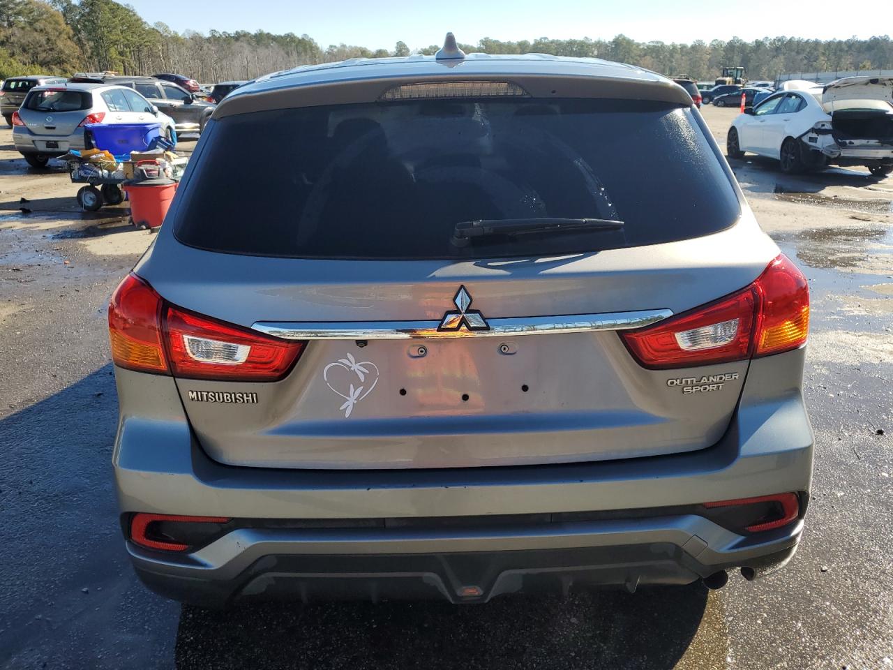 2019 Mitsubishi Outlander - Image 6