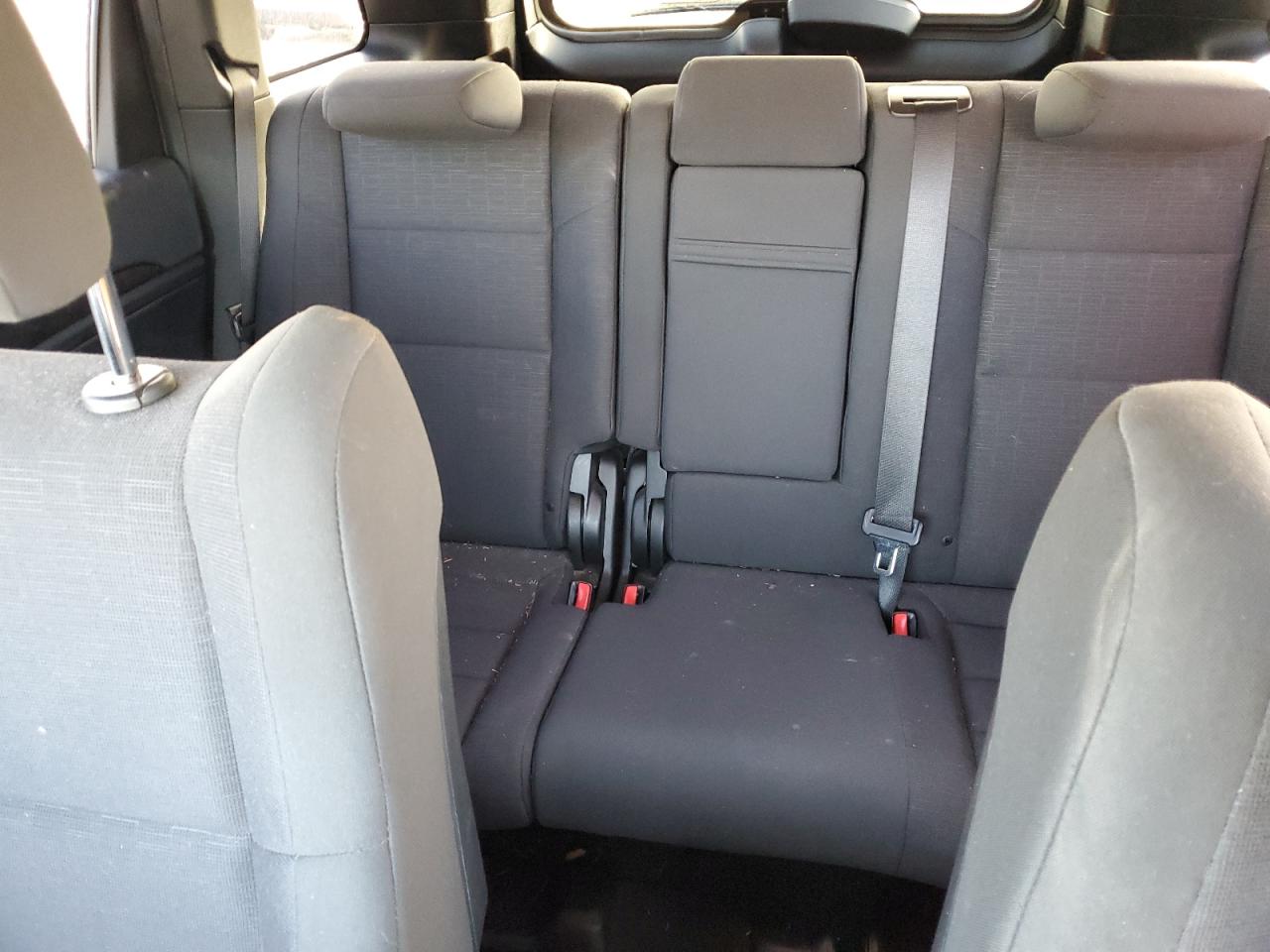 2011 Jeep Grand Cherokee - Image 10