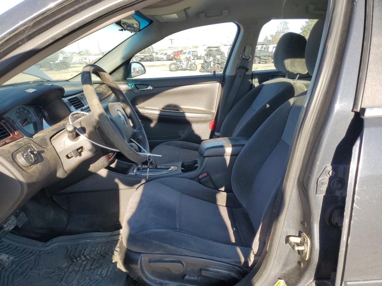 2009 Chevrolet Impala - Image 7