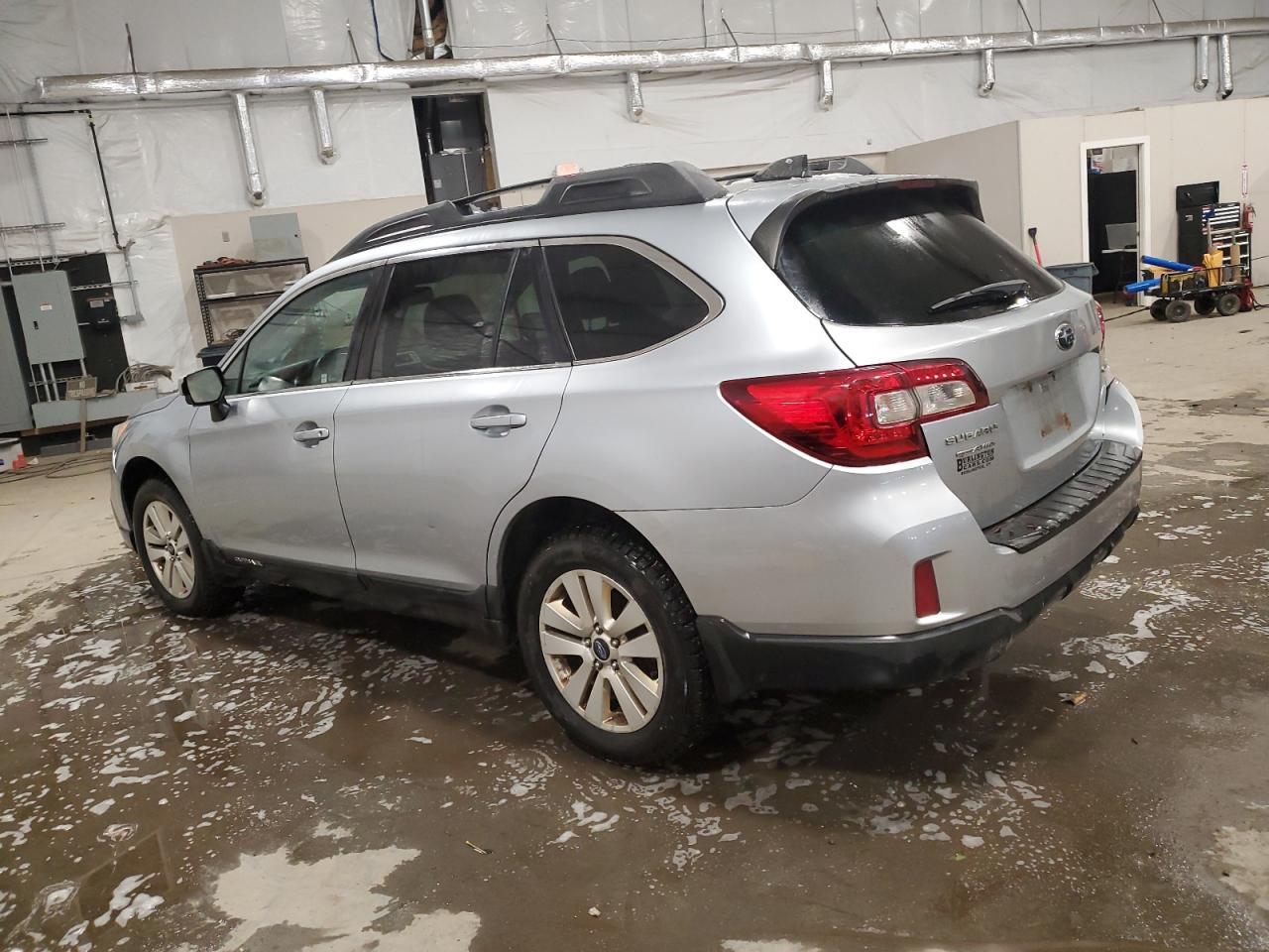 2016 Subaru Outback - Image 2