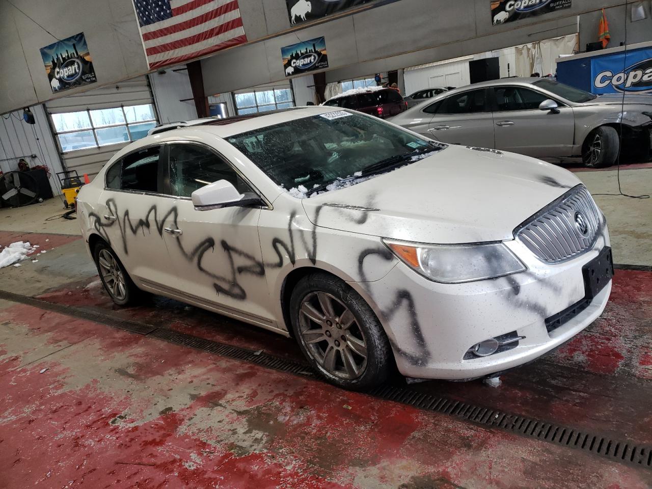 2010 Buick LaCrosse - Image 4