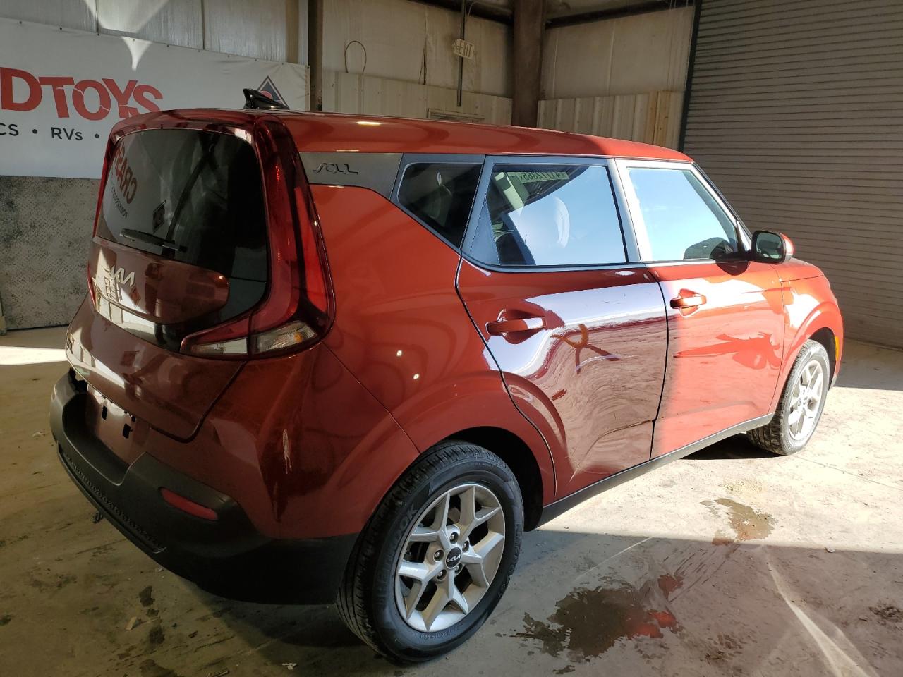 2022 Kia Soul - Image 3