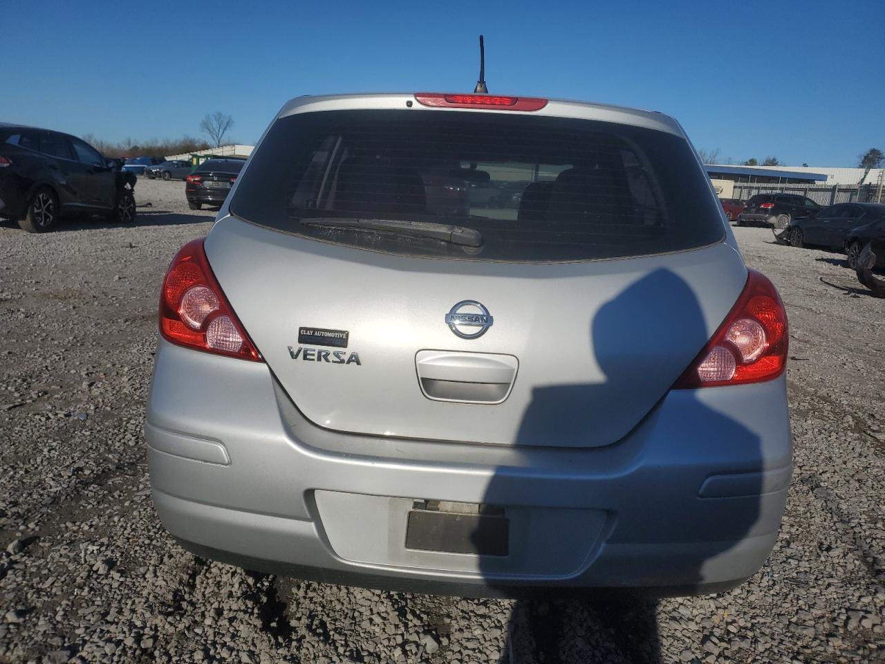 2012 Nissan Versa - Image 6