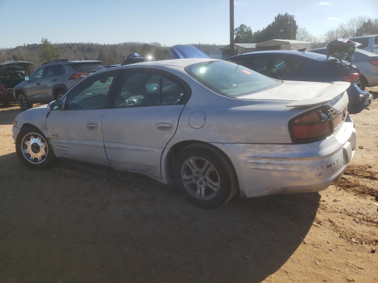 2002 Pontiac Bonneville - Image 2